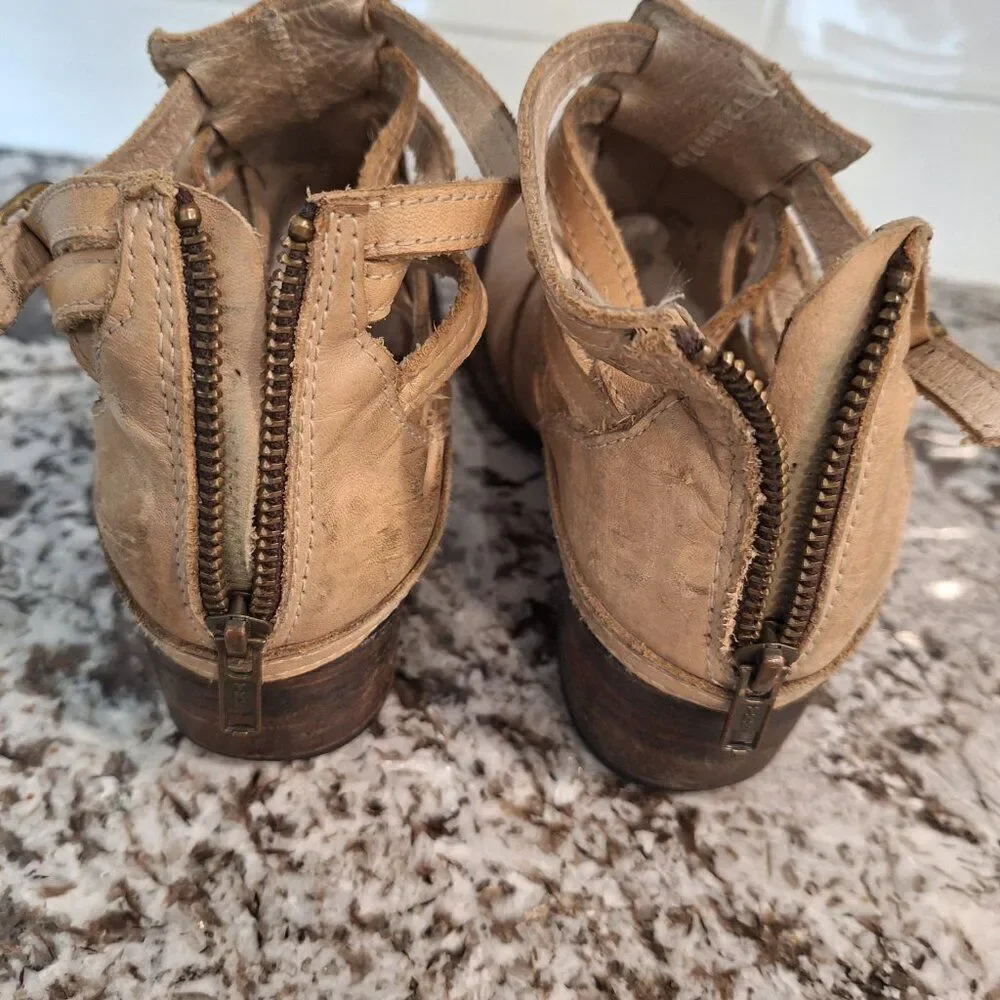 Freebird By Steven women's brown Distressed leather stair‎ Ankle Boots size 7